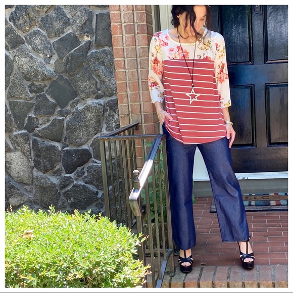 PRETTY STRIPED FLORAL TUNIC TOP - Picture 16 of 16